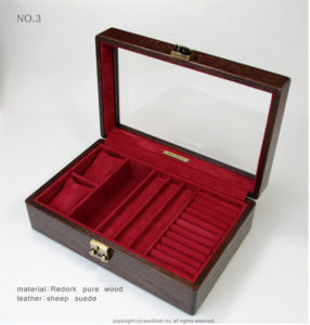 高級時計ケース内装加工 No.3 内装加工代¥8300