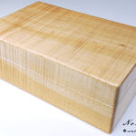 カーリーメイプル10本用時計ケース前面　1741