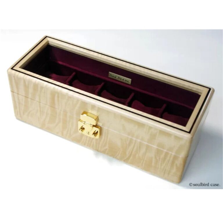 watchcase_1704