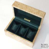 内装仕上げ:地中海放牧ラムレザー / グリーン 収納本数:3本仕様 内装仕上げ:地中海放牧ラムレザー / グリーン 収納本数:3本仕様