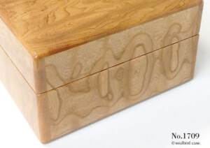 右面 ケヤキ材時計ケース 右面 ケヤキ材時計ケース