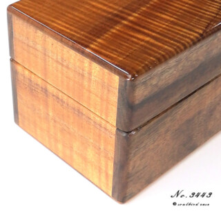 ハワイアンコア 3本用時計ケース No.3443 左面