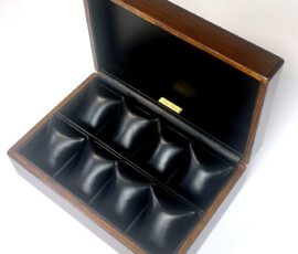 Interior finish French lamb leather, black Interior finish French lamb leather, black