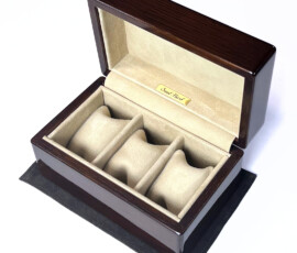 Interior finish Mediterranean pastured lamb suede beige Interior finish Mediterranean pastured lamb suede beige